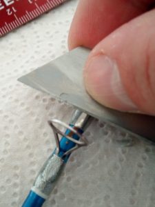 Removing broken rod guide image